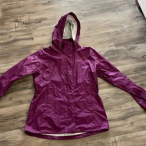 Marmot size M lightweight waterproof shell